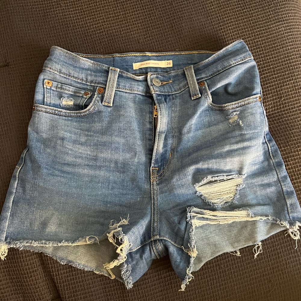 Levi’s jean shorts | women’s size 26